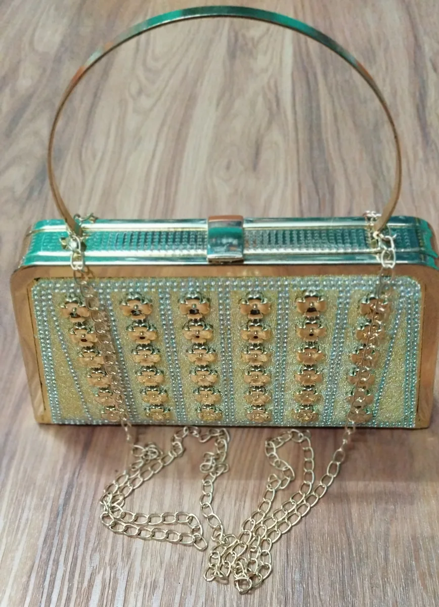 PARTY PURSE