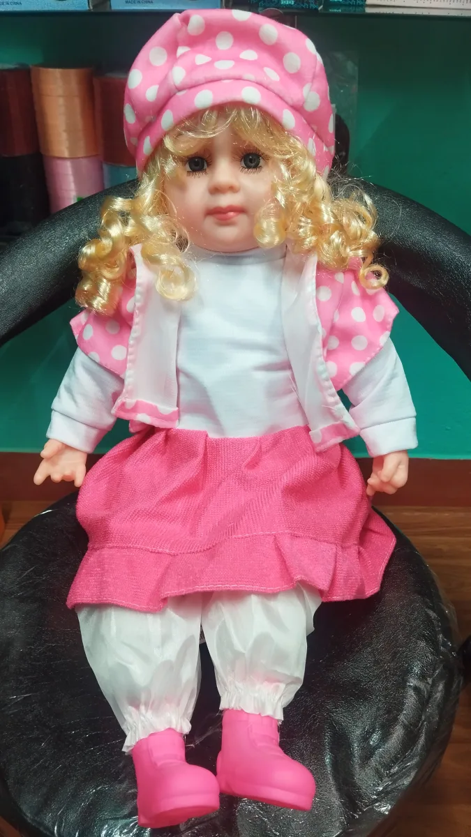 Super Cute & Beautiful Doll (Soft Doll-24")