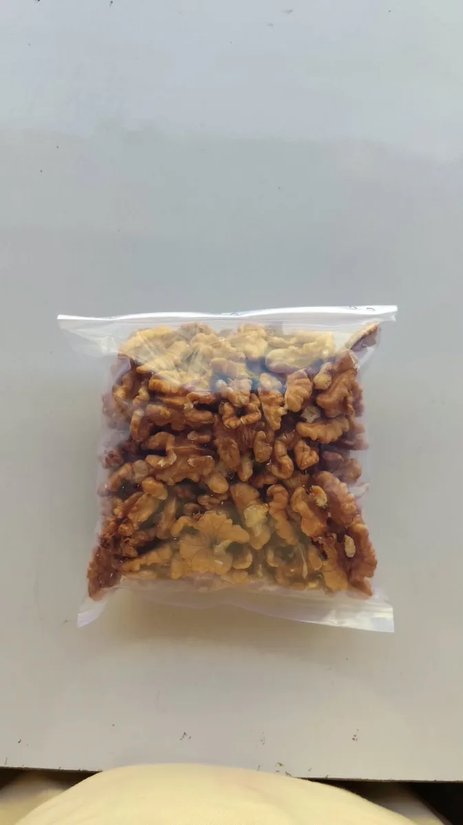 Premium Quality Walnuts (Akhrot Giri) – Crunchy, Nutrient-Rich Superfood (250 gm)