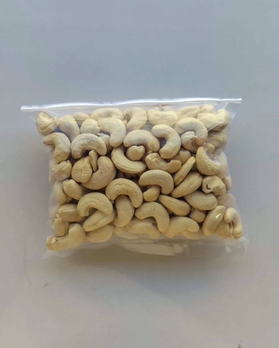 Premium Whole Kaju (Cashews) – Buttery, Crunchy & Nutrient-Rich Cashew Nuts (250 gm)