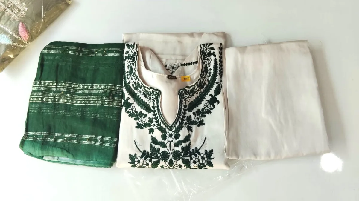 Elegant Ivory & Green Embroidered 3-Piece Kurta Pant Set with Dupatta