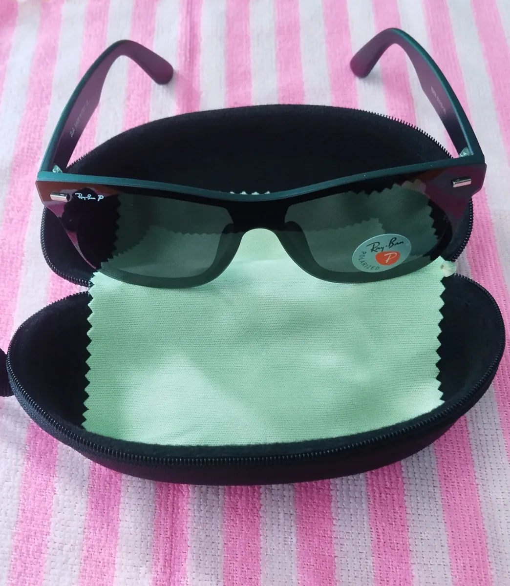 Ray-Ban Sunglasses RB650